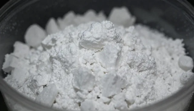 合成树脂助剂选型中性能与适用条件的取舍